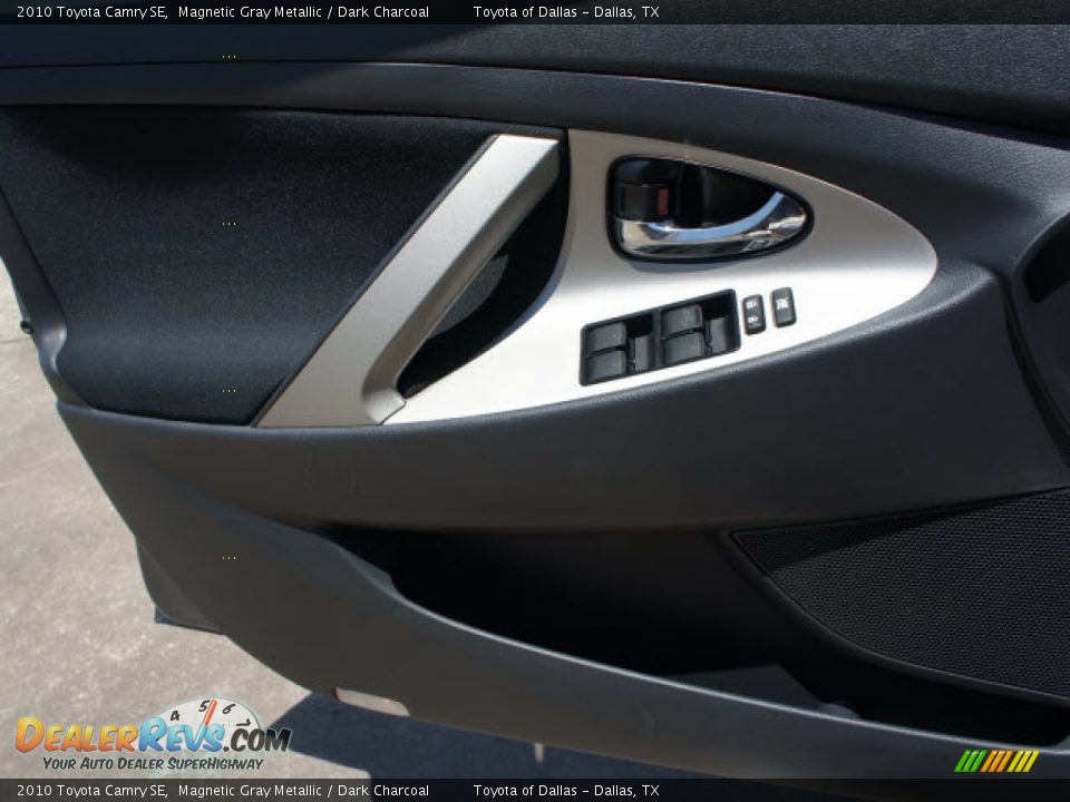 2010 Toyota Camry SE Magnetic Gray Metallic / Dark Charcoal Photo #12