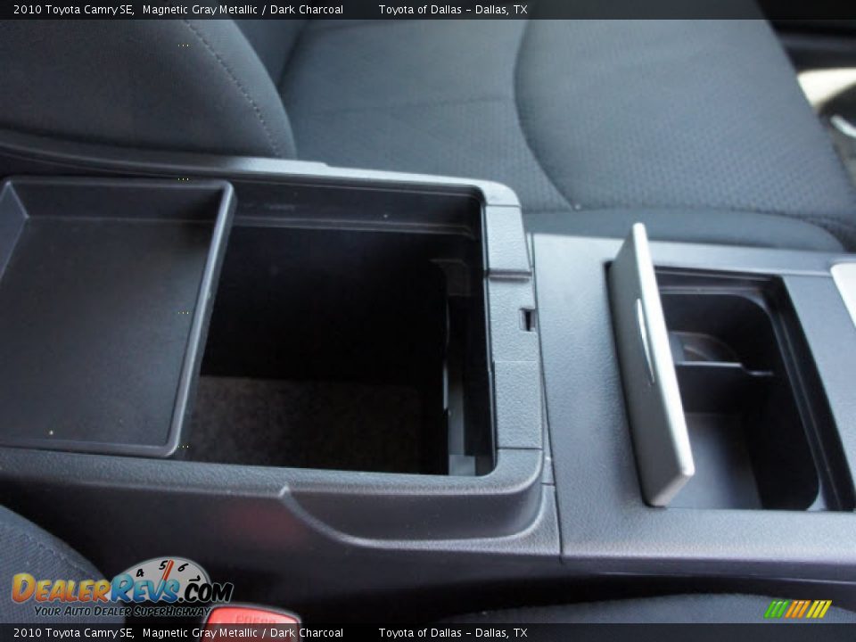 2010 Toyota Camry SE Magnetic Gray Metallic / Dark Charcoal Photo #18