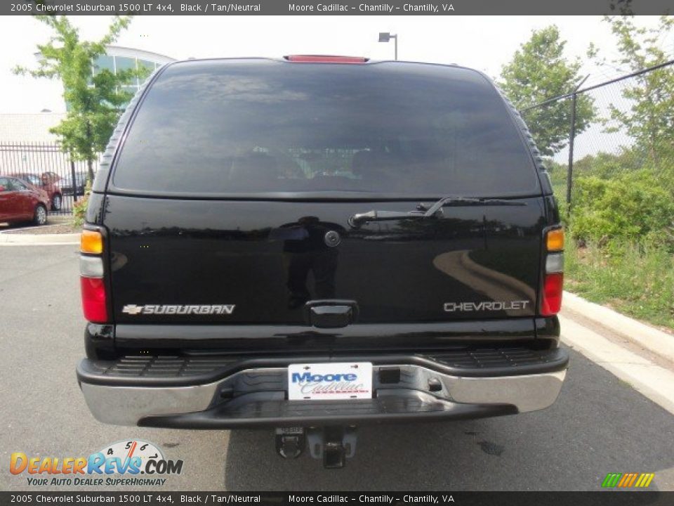 2005 Chevrolet Suburban 1500 LT 4x4 Black / Tan/Neutral Photo #4