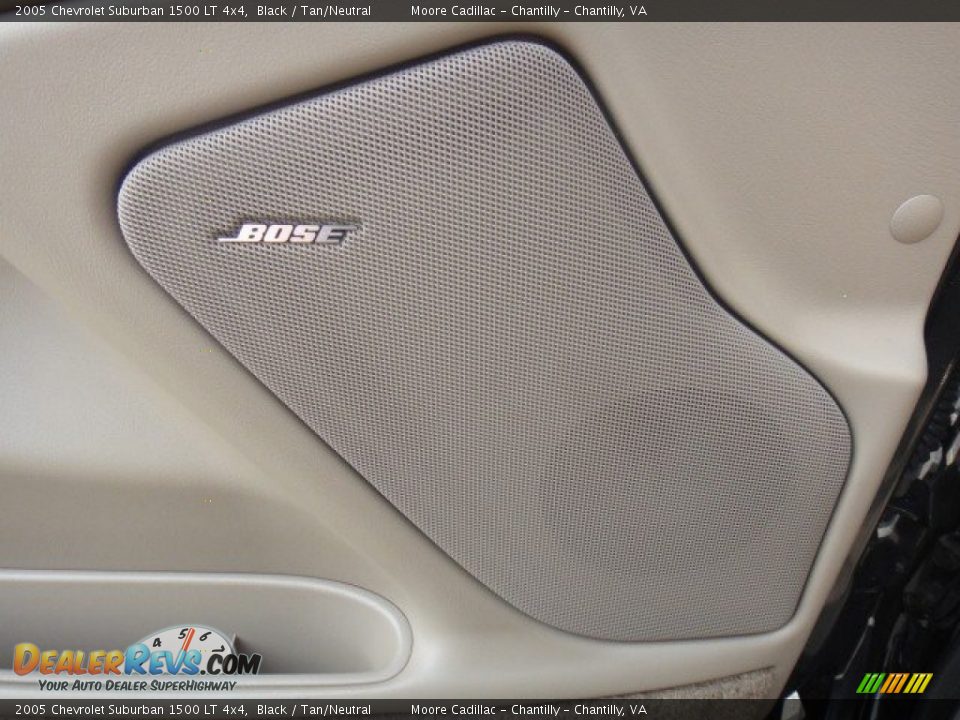 2005 Chevrolet Suburban 1500 LT 4x4 Black / Tan/Neutral Photo #13