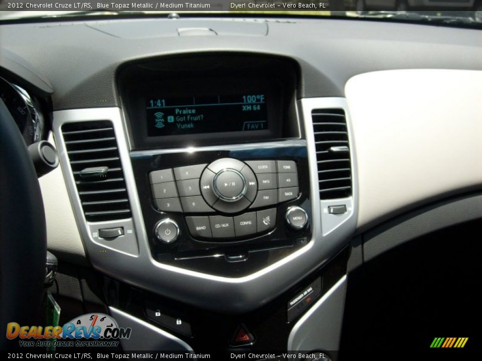 Controls of 2012 Chevrolet Cruze LT/RS Photo #12