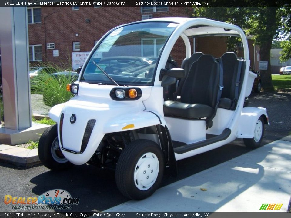 Front 3/4 View of 2011 GEM e e4 4 Passenger Electric Car Photo #1