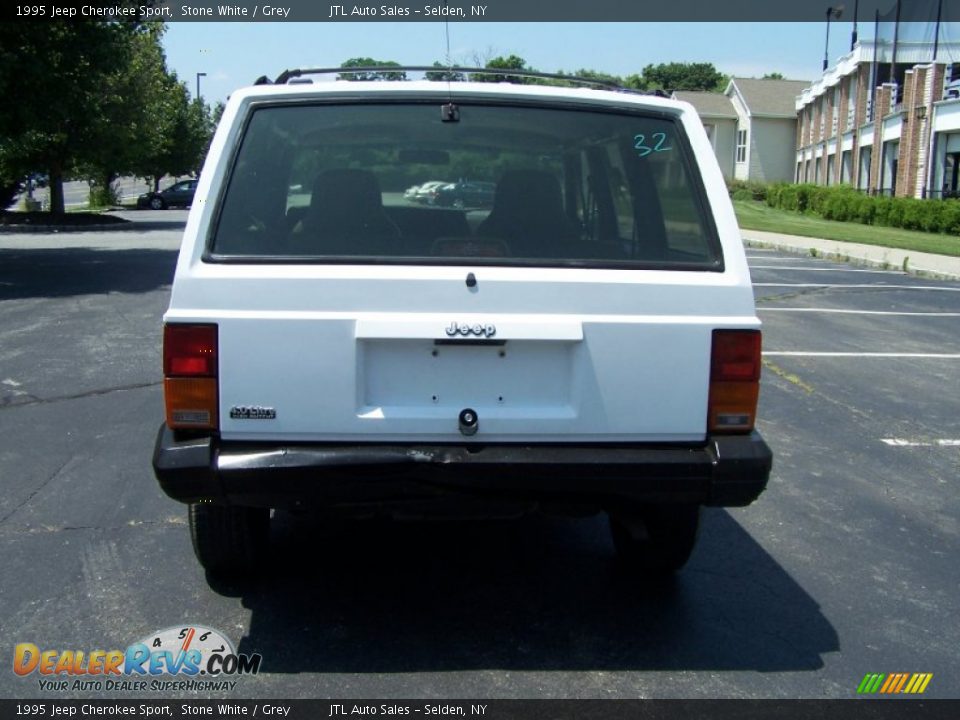 1995 Jeep Cherokee Sport Stone White / Grey Photo #5