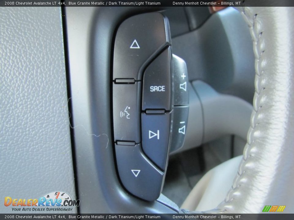 Controls of 2008 Chevrolet Avalanche LT 4x4 Photo #8