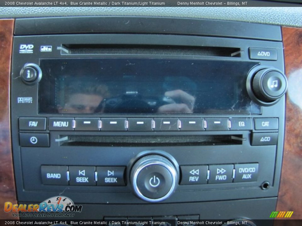 Controls of 2008 Chevrolet Avalanche LT 4x4 Photo #15