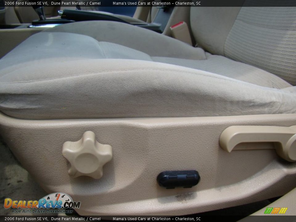 2006 Ford Fusion SE V6 Dune Pearl Metallic / Camel Photo #10
