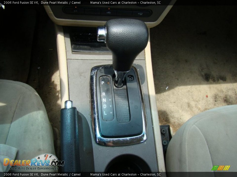 2006 Ford Fusion SE V6 Dune Pearl Metallic / Camel Photo #21