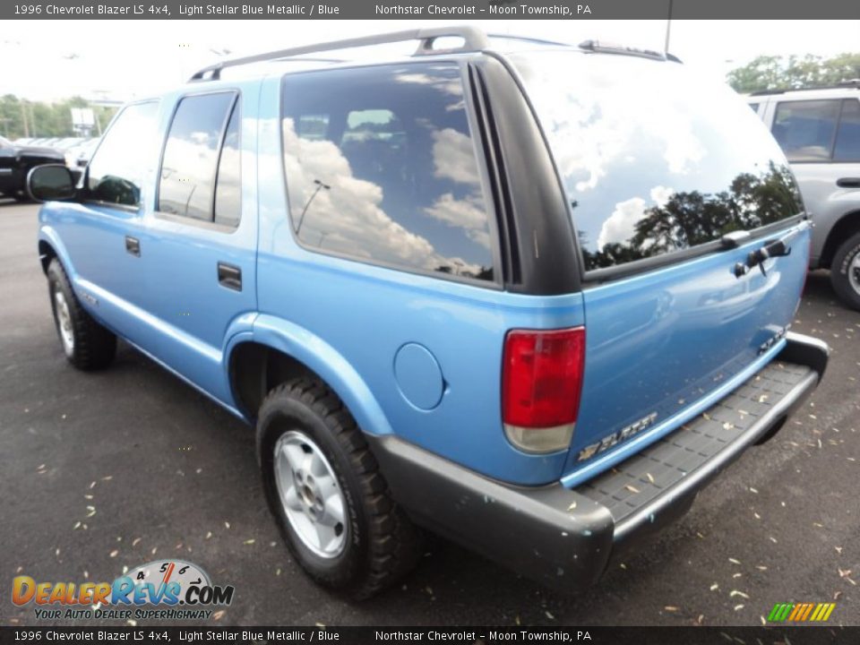 1996 Chevrolet Blazer LS 4x4 Light Stellar Blue Metallic / Blue Photo #5