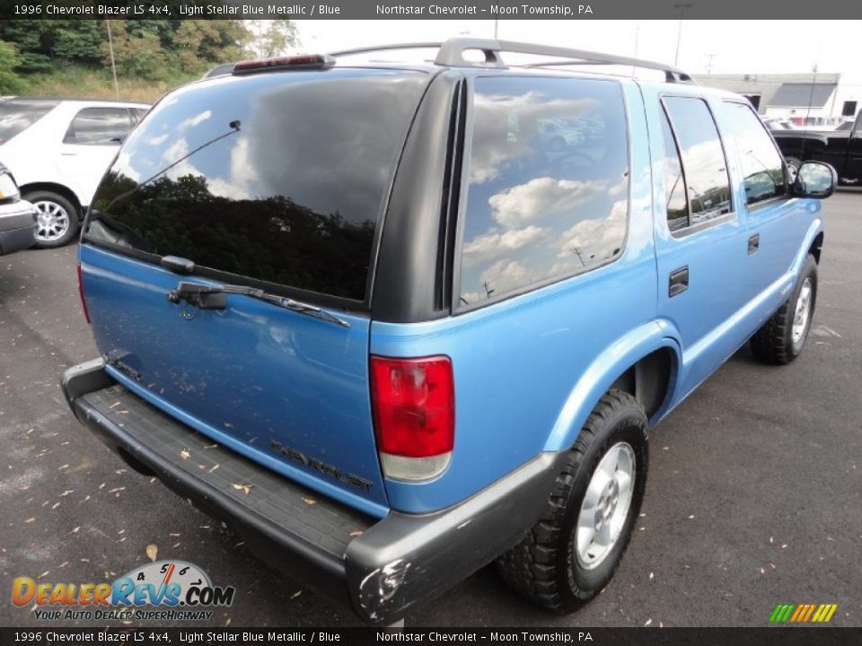 1996 Chevrolet Blazer LS 4x4 Light Stellar Blue Metallic / Blue Photo #6