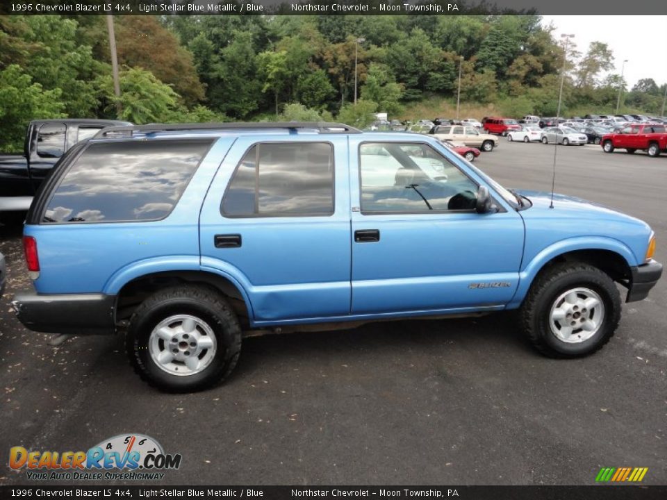 Light Stellar Blue Metallic 1996 Chevrolet Blazer LS 4x4 Photo #7