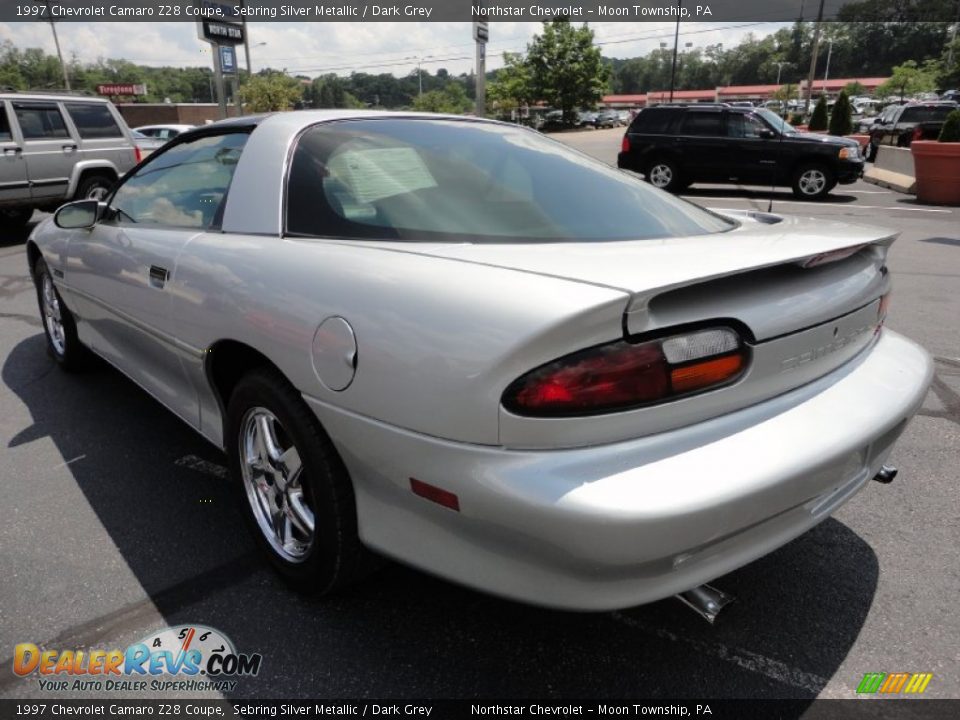 1997 Chevrolet Camaro Z28 Coupe Sebring Silver Metallic / Dark Grey Photo #5