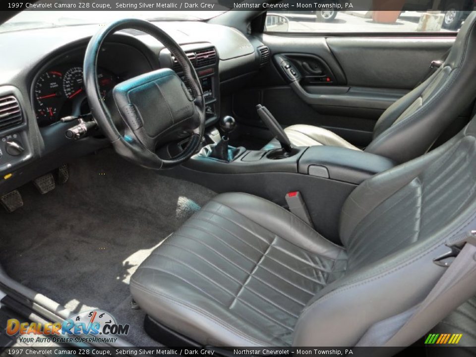 Dark Grey Interior - 1997 Chevrolet Camaro Z28 Coupe Photo #11