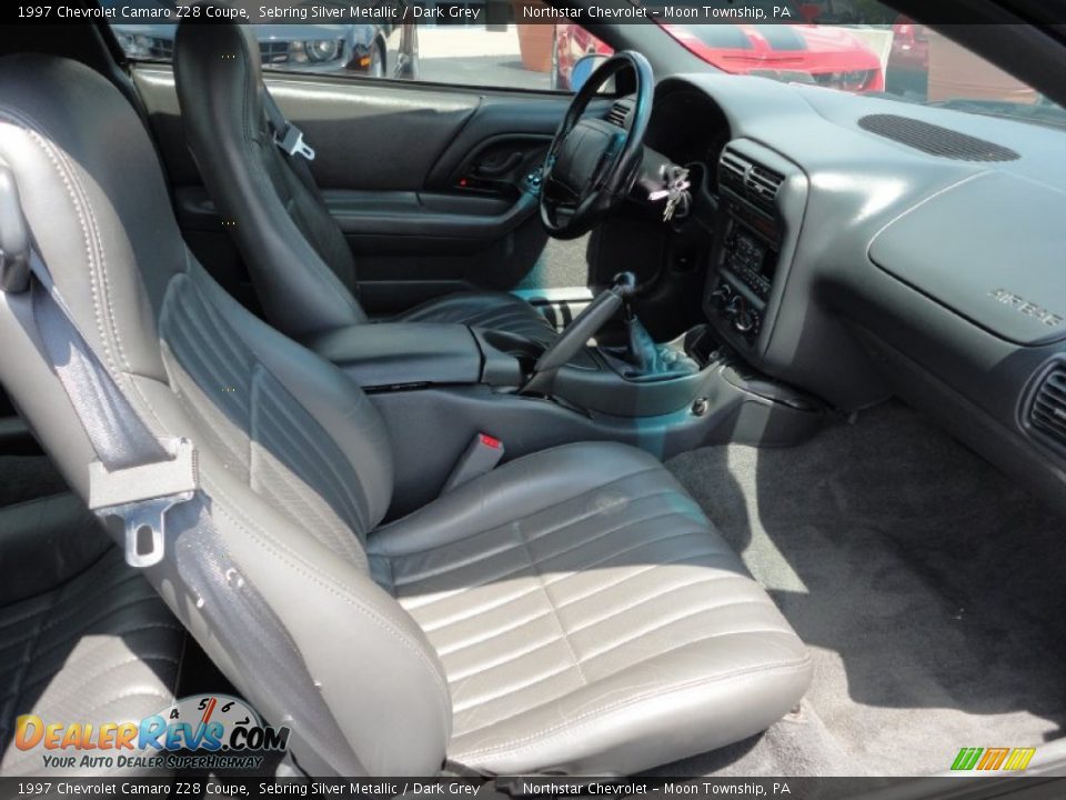 Dark Grey Interior - 1997 Chevrolet Camaro Z28 Coupe Photo #16