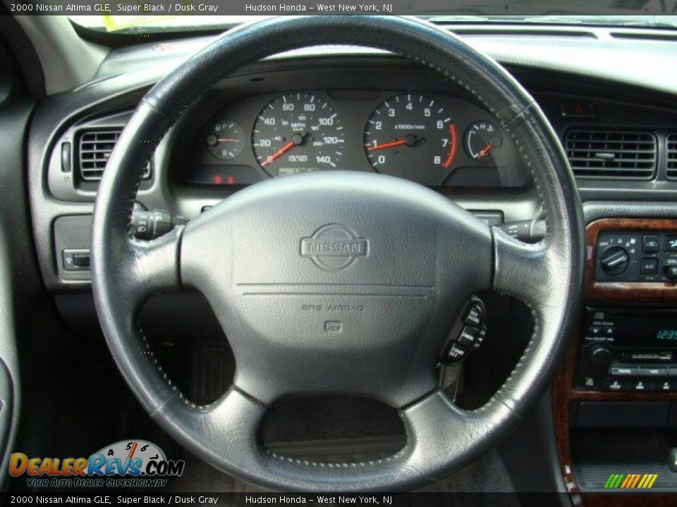 2000 Nissan Altima GLE Steering Wheel Photo #10