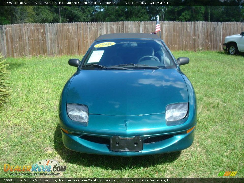 1998 Pontiac Sunfire SE Convertible Medium Sea Green Metallic / Graphite Photo #2