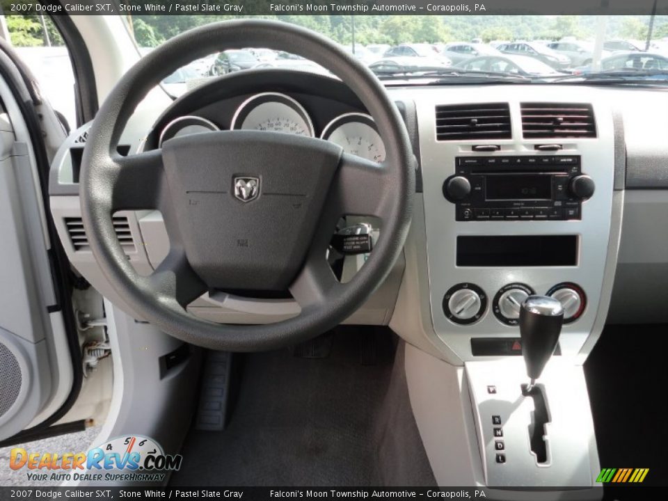 2007 Dodge Caliber SXT Stone White / Pastel Slate Gray Photo #9