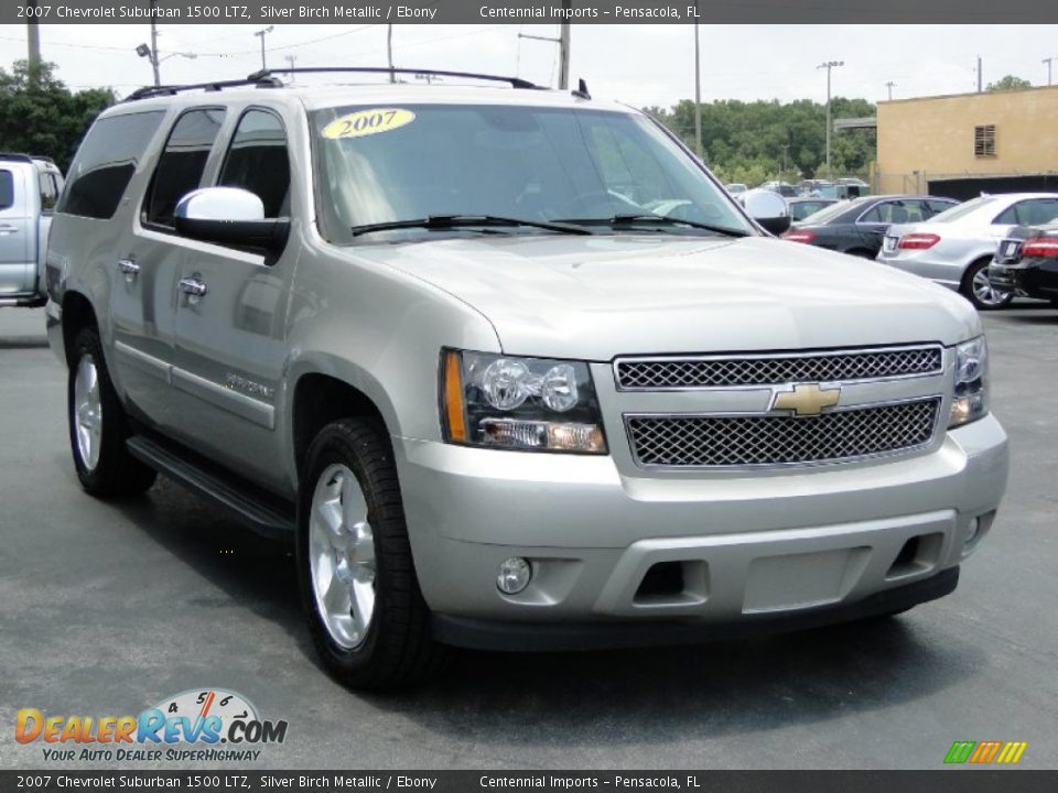 2007 Chevrolet Suburban 1500 LTZ Silver Birch Metallic / Ebony Photo #3