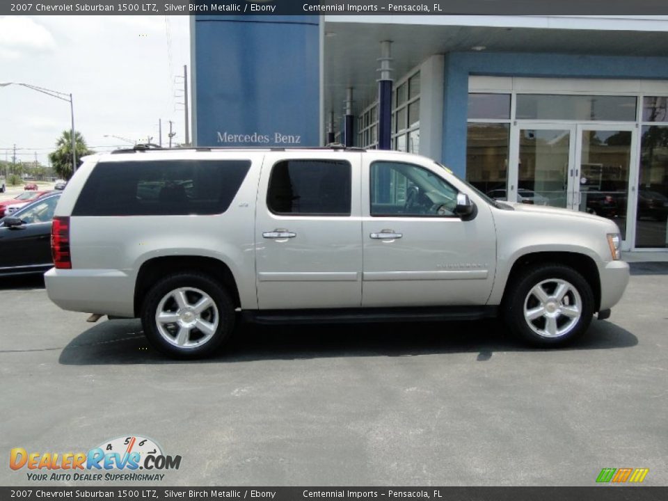 2007 Chevrolet Suburban 1500 LTZ Silver Birch Metallic / Ebony Photo #11