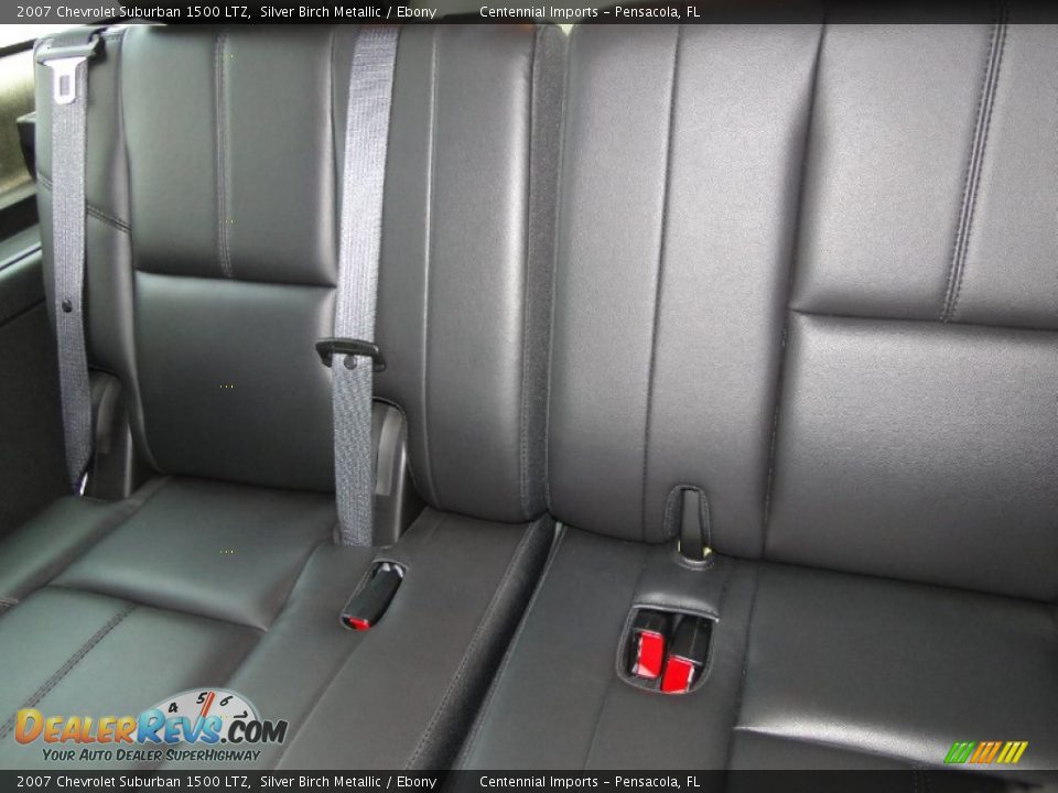 Ebony Interior - 2007 Chevrolet Suburban 1500 LTZ Photo #36