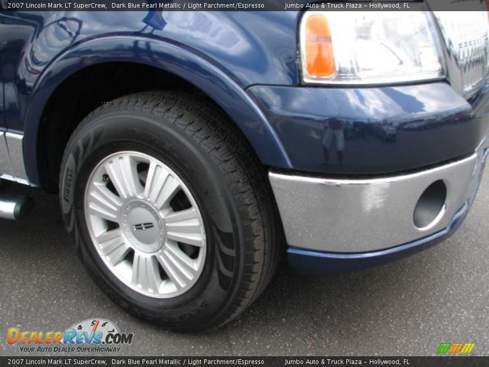 2007 Lincoln Mark LT SuperCrew Dark Blue Pearl Metallic / Light Parchment/Espresso Photo #2