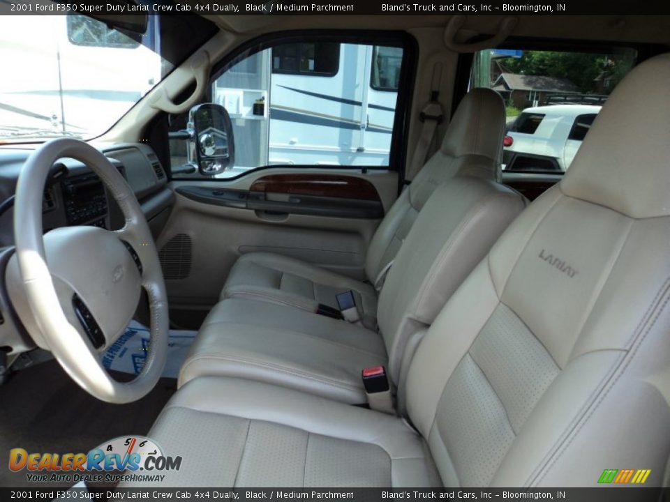 Medium Parchment Interior - 2001 Ford F350 Super Duty Lariat Crew Cab 4x4 Dually Photo #4