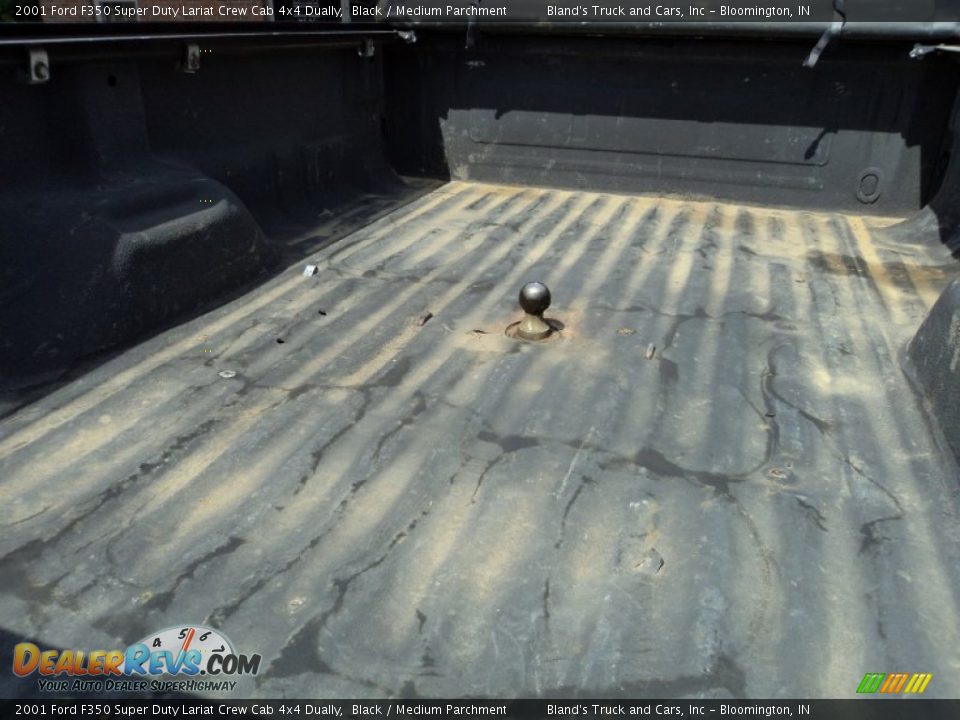 2001 Ford F350 Super Duty Lariat Crew Cab 4x4 Dually Black / Medium Parchment Photo #31