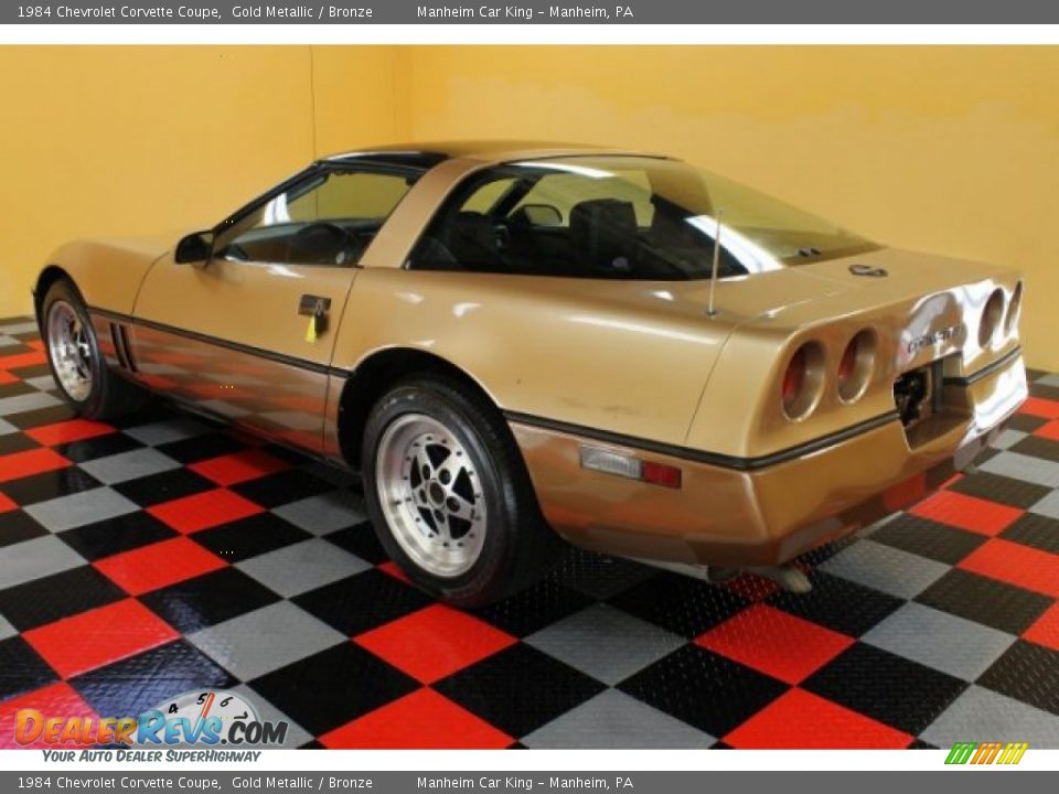 Gold Metallic 1984 Chevrolet Corvette Coupe Photo #3