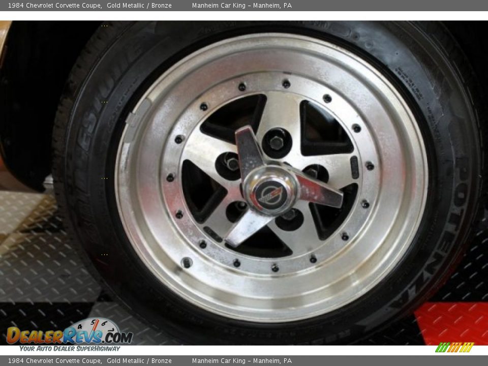 Custom Wheels of 1984 Chevrolet Corvette Coupe Photo #15