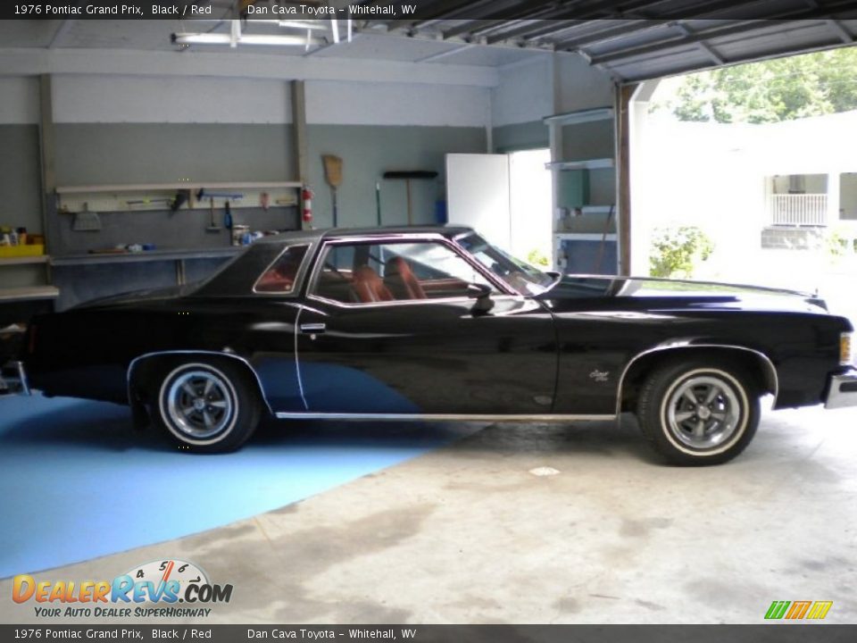 Black 1976 Pontiac Grand Prix  Photo #4
