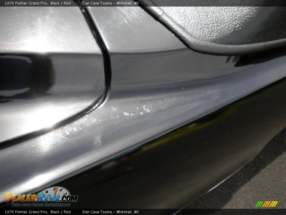 1976 Pontiac Grand Prix Black / Red Photo #12