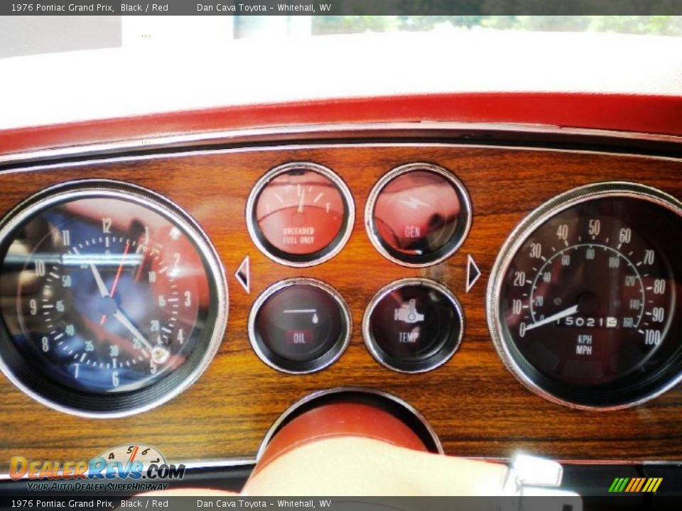 1976 Pontiac Grand Prix  Gauges Photo #20