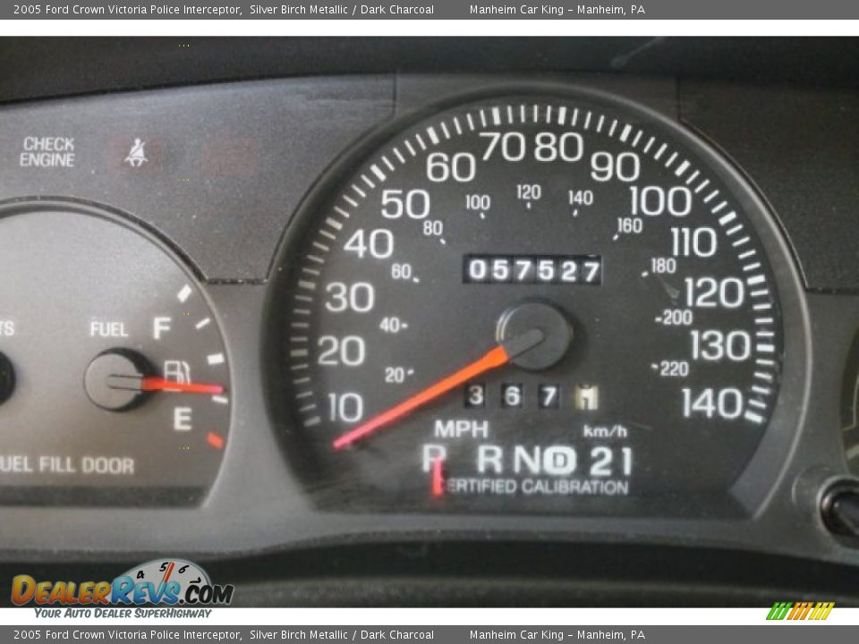 2005 Ford Crown Victoria Police Interceptor Silver Birch Metallic / Dark Charcoal Photo #7