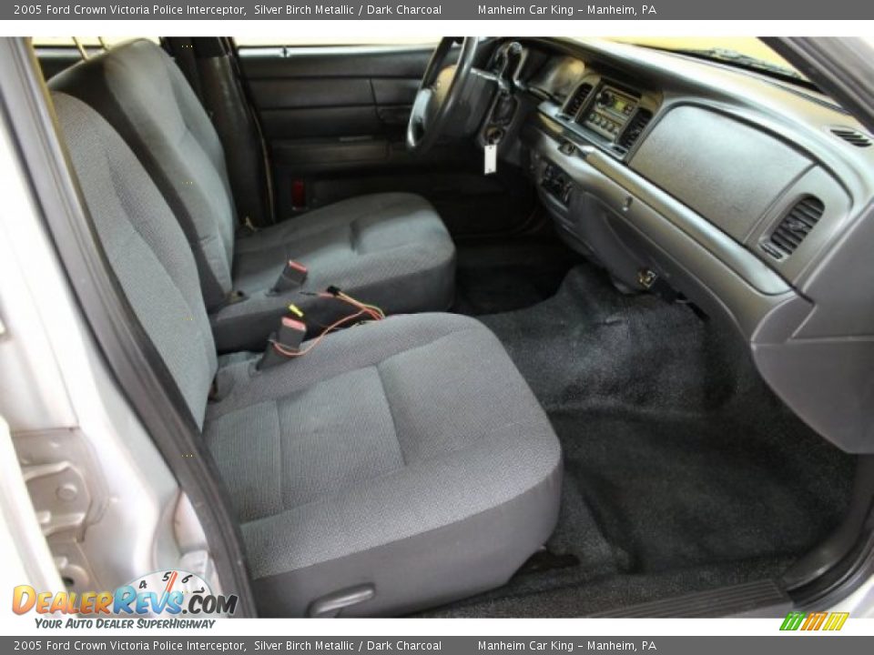 2005 Ford Crown Victoria Police Interceptor Silver Birch Metallic / Dark Charcoal Photo #14