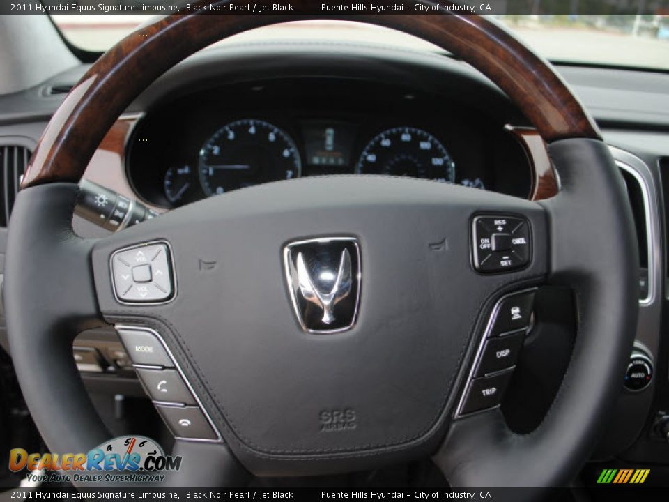 2011 Hyundai Equus Signature Limousine Steering Wheel Photo #8