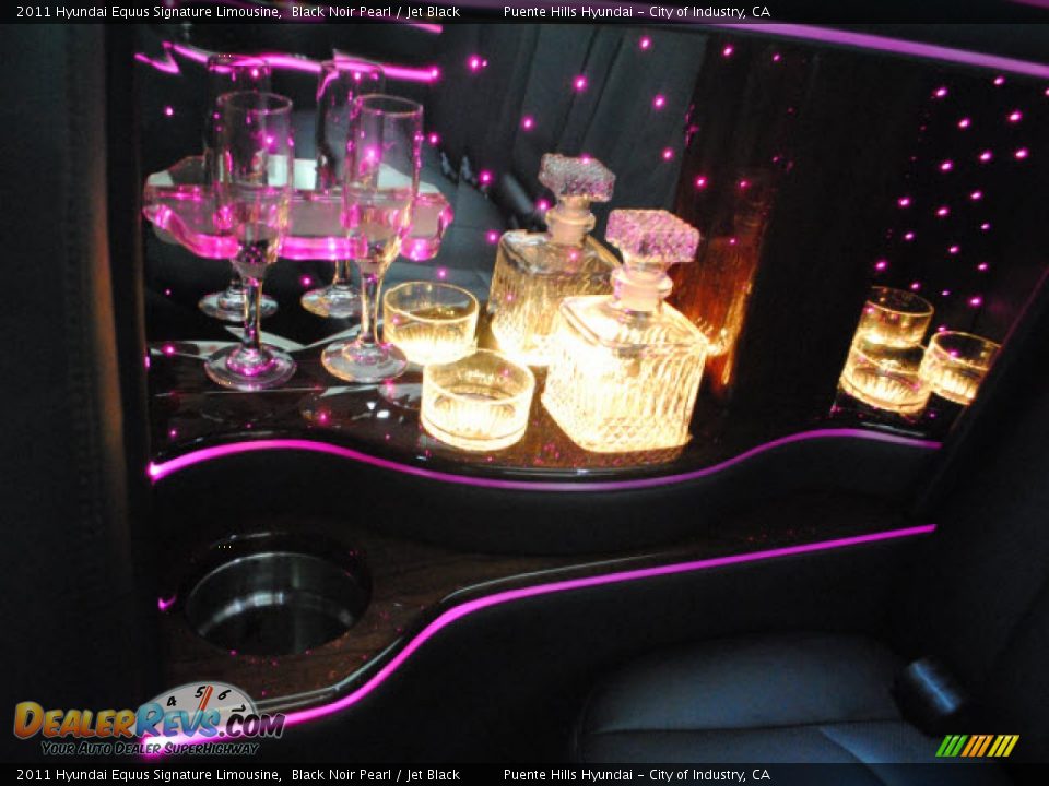 Jet Black Interior - 2011 Hyundai Equus Signature Limousine Photo #31