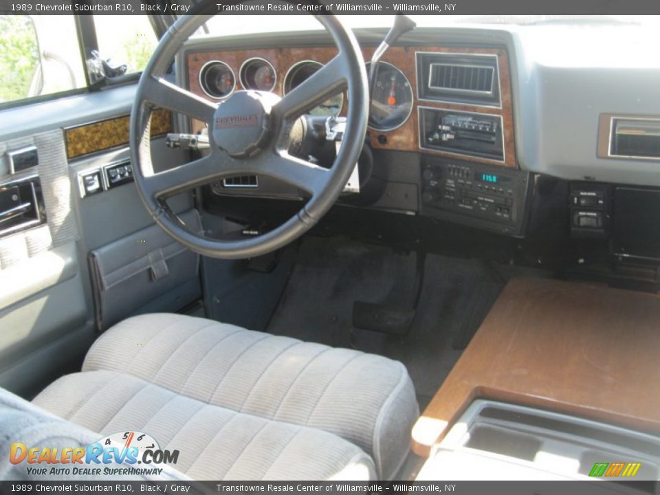 1989 Chevrolet Suburban R10 Black / Gray Photo #4