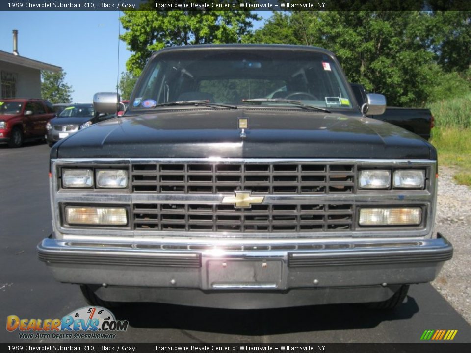 1989 Chevrolet Suburban R10 Black / Gray Photo #7