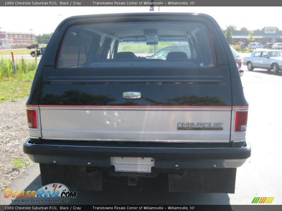 1989 Chevrolet Suburban R10 Black / Gray Photo #10