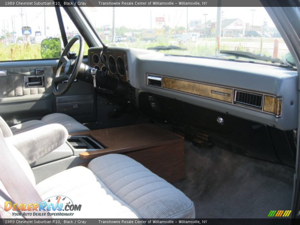 1989 Chevrolet Suburban R10 Black / Gray Photo #14