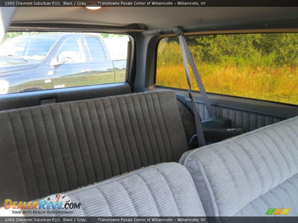 1989 Chevrolet Suburban R10 Black / Gray Photo #18