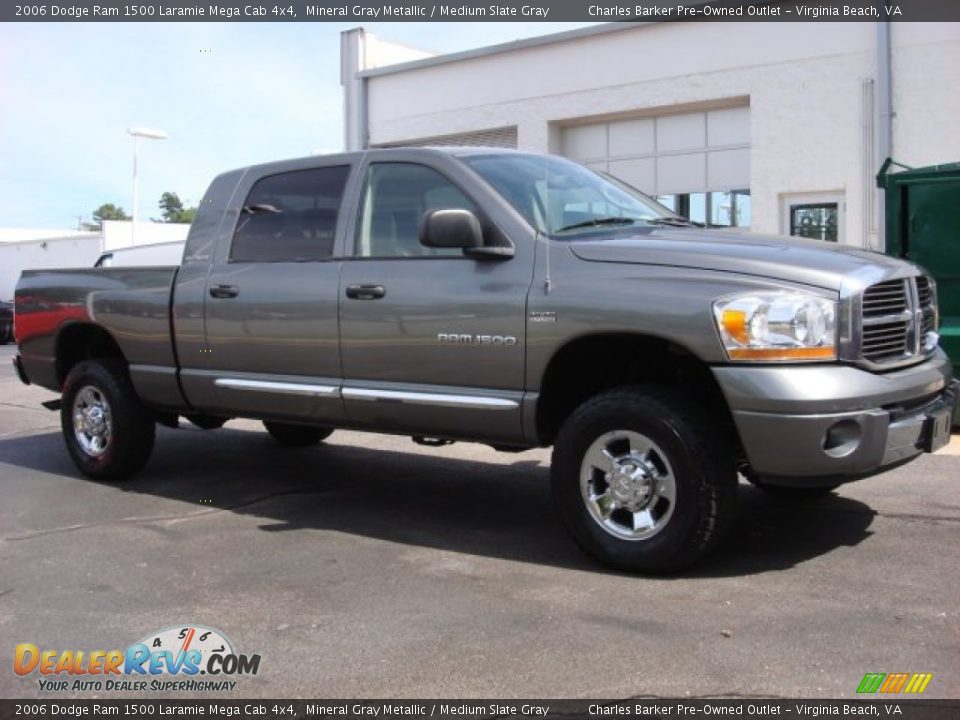 2006 Dodge Ram 1500 Laramie Mega Cab 4x4 Mineral Gray Metallic / Medium Slate Gray Photo #2