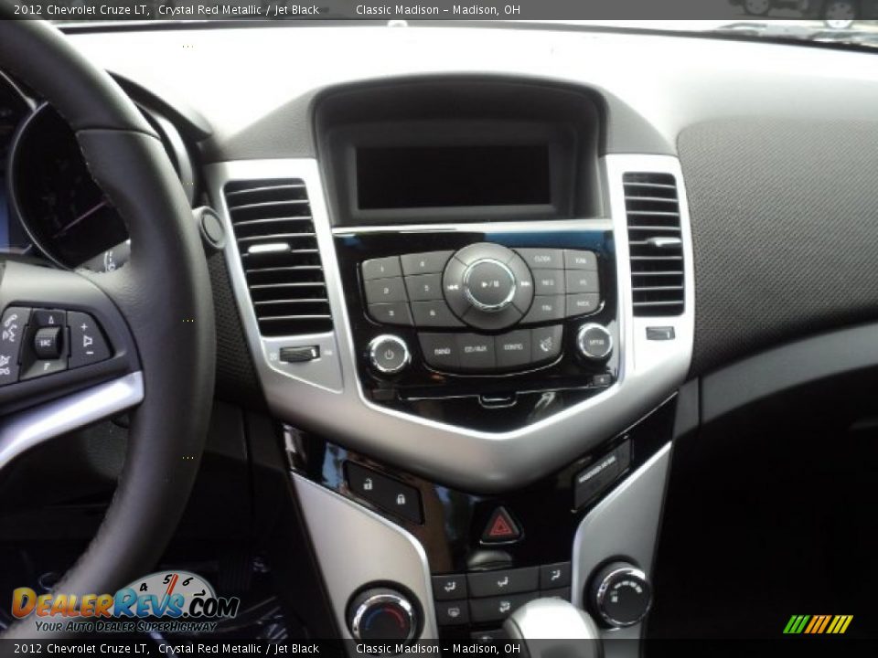 Controls of 2012 Chevrolet Cruze LT Photo #9