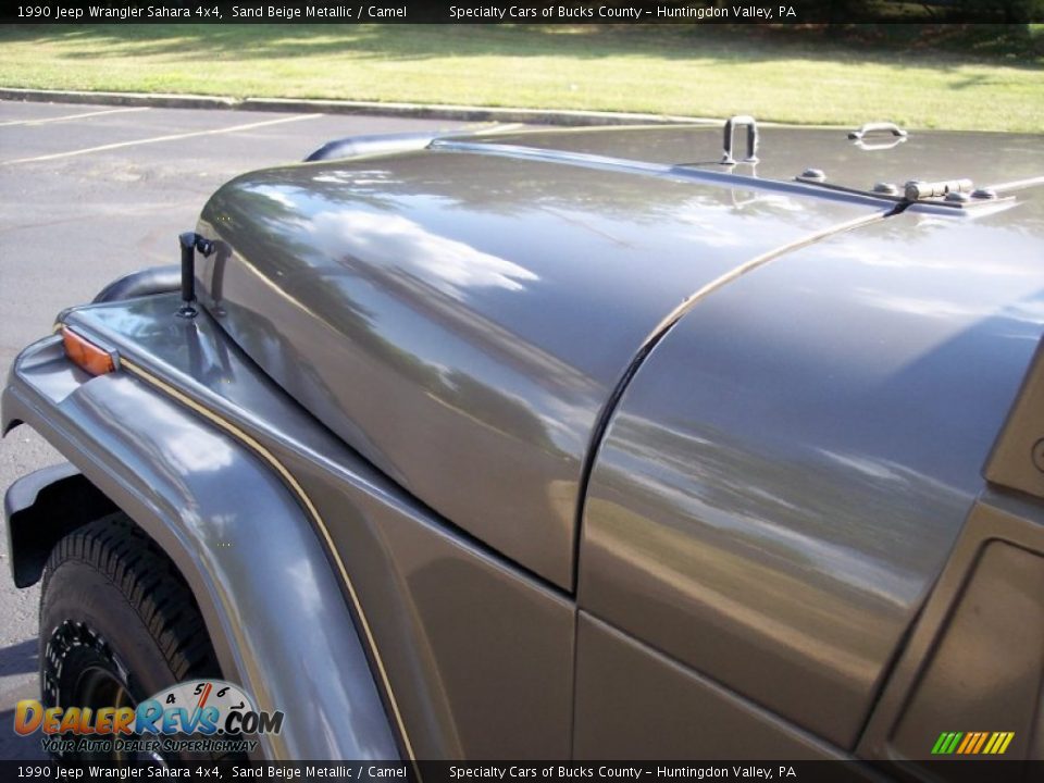 1990 Jeep Wrangler Sahara 4x4 Sand Beige Metallic / Camel Photo #19