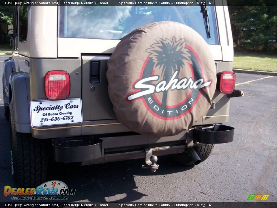 1990 Jeep Wrangler Sahara 4x4 Sand Beige Metallic / Camel Photo #29