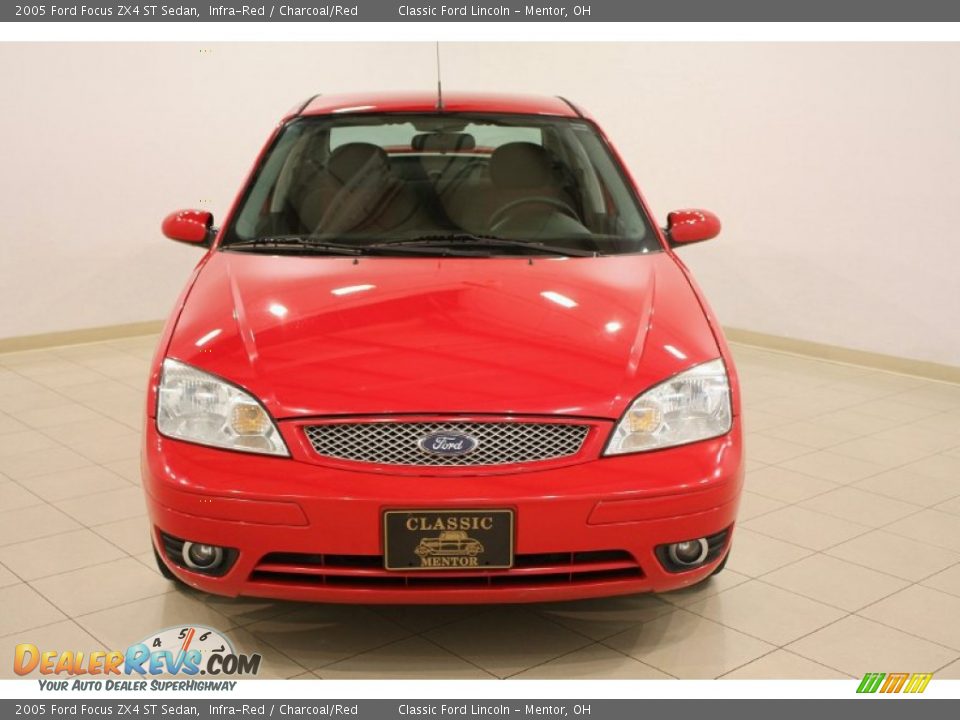 2005 Ford Focus ZX4 ST Sedan Infra-Red / Charcoal/Red Photo #2