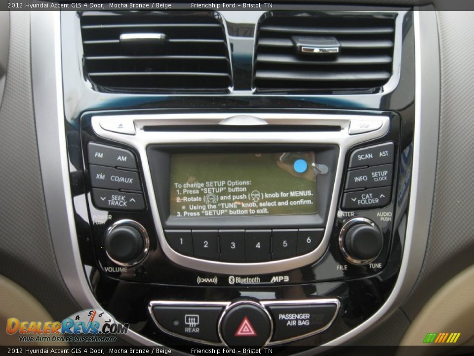 Controls of 2012 Hyundai Accent GLS 4 Door Photo #24