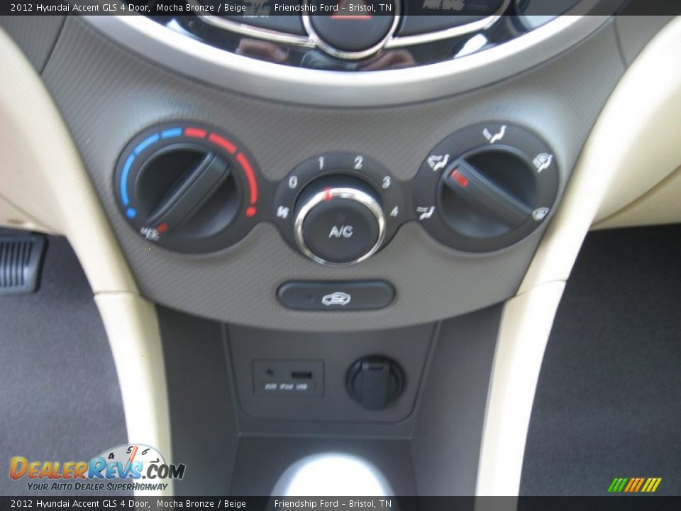 2012 Hyundai Accent GLS 4 Door Mocha Bronze / Beige Photo #25