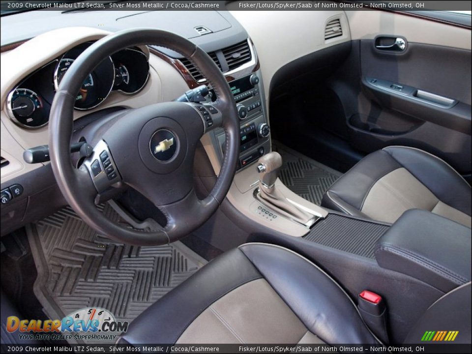 2009 Chevrolet Malibu LTZ Sedan Silver Moss Metallic / Cocoa/Cashmere Photo #10