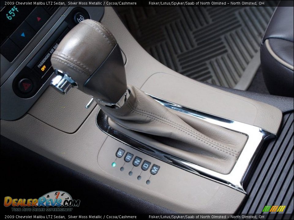2009 Chevrolet Malibu LTZ Sedan Silver Moss Metallic / Cocoa/Cashmere Photo #13
