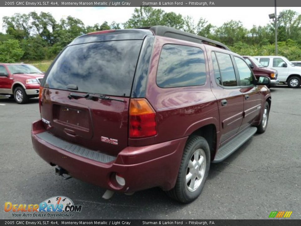 2005 GMC Envoy XL SLT 4x4 Monterey Maroon Metallic / Light Gray Photo #2